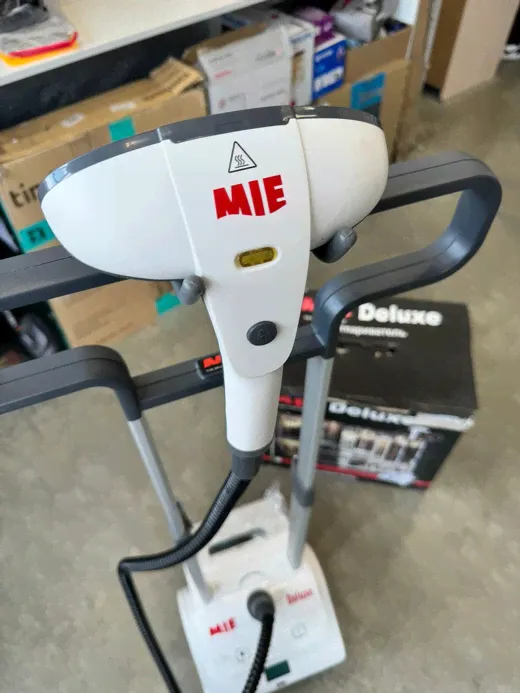  Mie Deluxe White