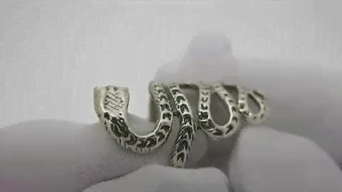 Серебряноне кольцо "Змея" 2100101