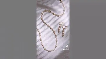 Handmade fresh water pearl necklace and earrings | pearl jewelry collection