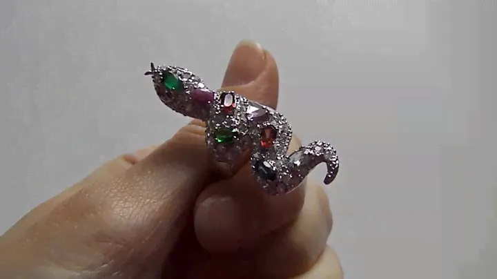 Серебряное кольцо Змея с мультикамнями