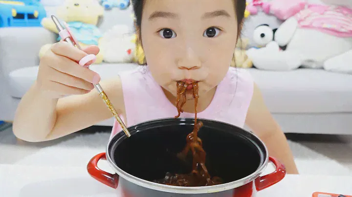 Tantangan Makan Mie Boram ♥